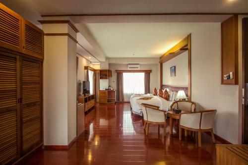 Sakura Princess Hotel
