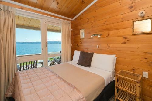 Motel Oasis Beach Resort