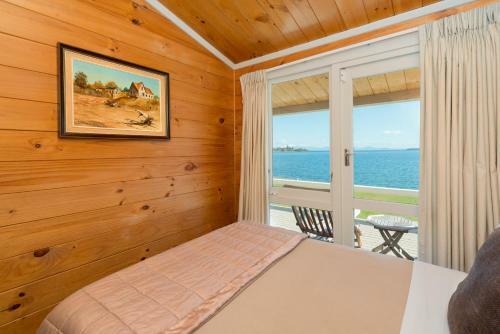 Motel Oasis Beach Resort