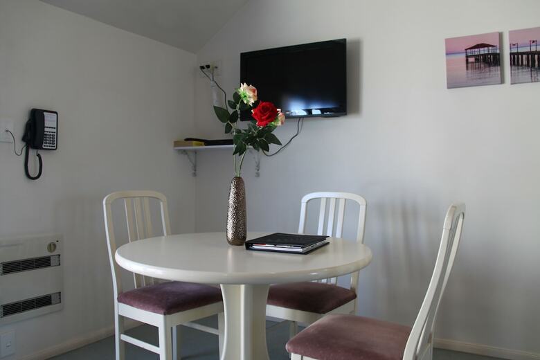 Alcala Motor Lodge