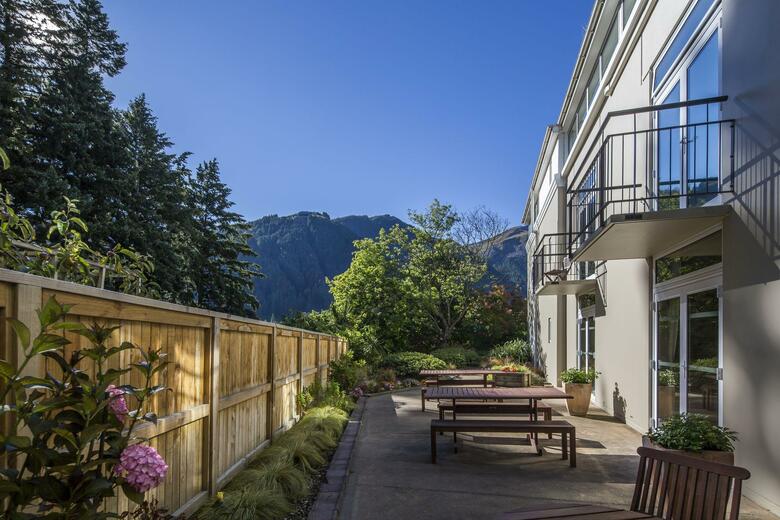 Central Ridge Boutique Hotel