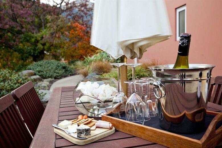 Central Ridge Boutique Hotel
