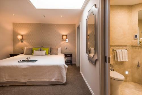 Fino Hotel & Suites
