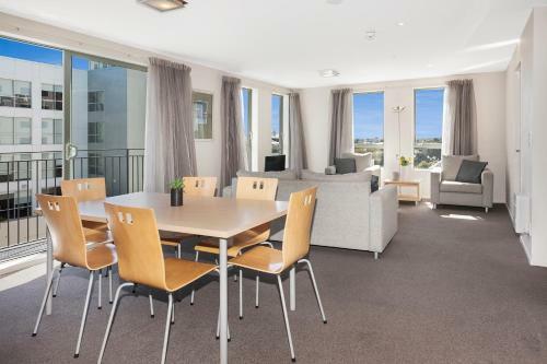 Heart Of City - Modern Apartment