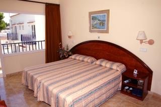 Hotel Xuroy Hostal