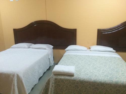 Hotel Hostal Vicu�a