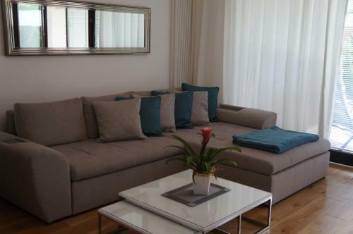 A&j Lux Apartament