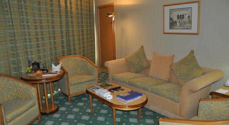 Hotel Grand Continental