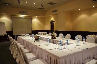 Hotel Delmon International