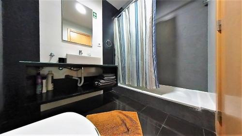 Apartamentos Turisticos Rocha Tower 9
