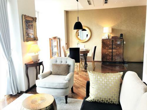 Luxury Apartments Mondrian Old Town