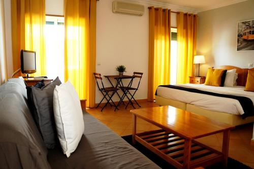 Oasis Beach Apartments