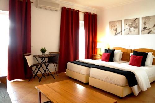 Oasis Beach Apartments