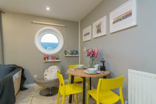 Belfast City Centre Apartment