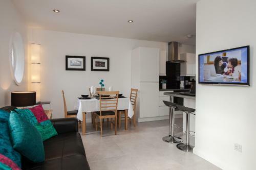 Belfast City Centre Apartment