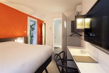 Hotel H�tel Le Bugatti