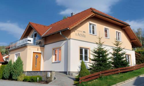 Hostal Pension U Achilla