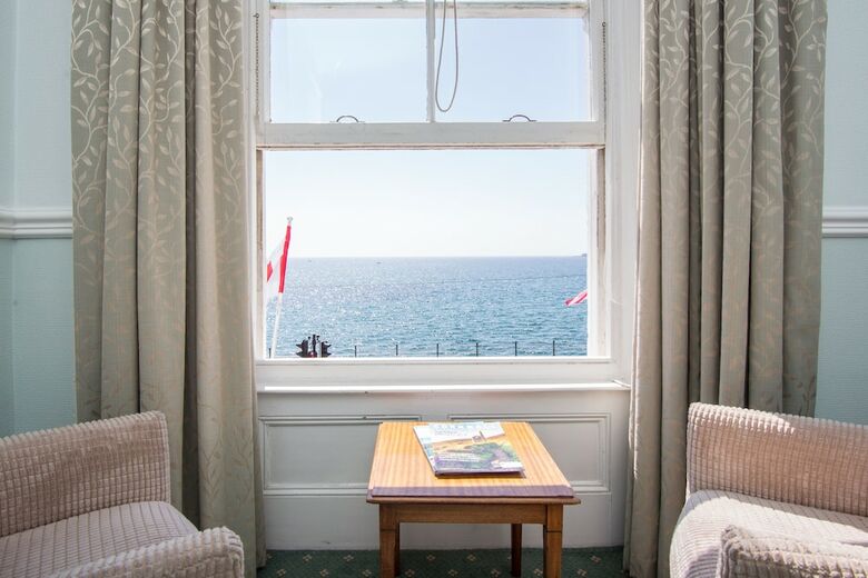 The Queens Hotel