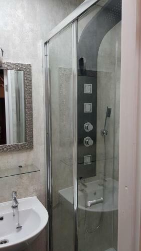 Somerset House Apartments