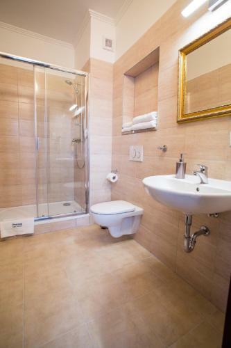 Hostal Pension Premium