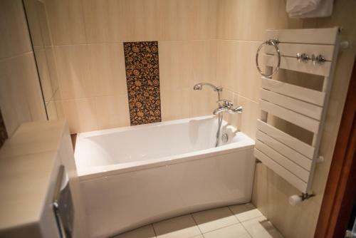 Apartamento Siedem Komnat Siedmiu Mistrz�w