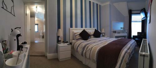 Hostal The Waterford