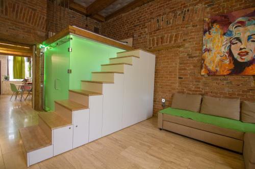 Michael Weiss Apartment