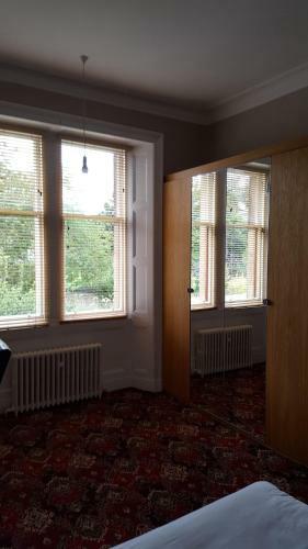 Lady Road Apartment