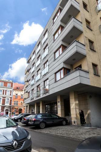 Abra Apartment