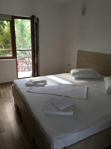 Hostal Vila Angi