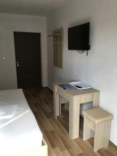 Hostal Vila Angi