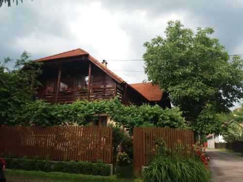 Pasager House