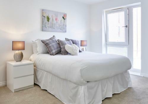 Town House In Campbell Park - Shortstay Mk