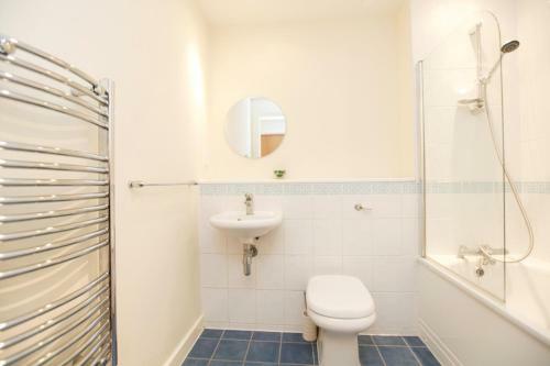 Apartamento Coventry Home