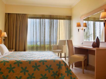 Hotel Mareblue Cosmopolitan