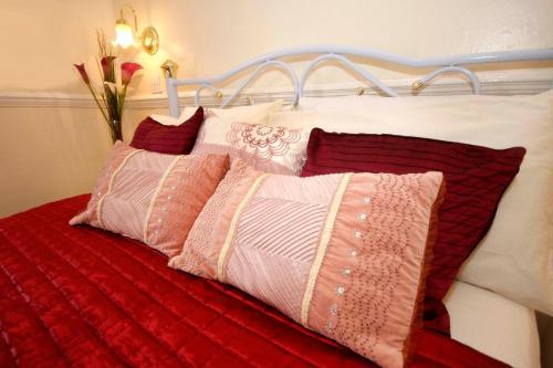 Hostal Warwick House