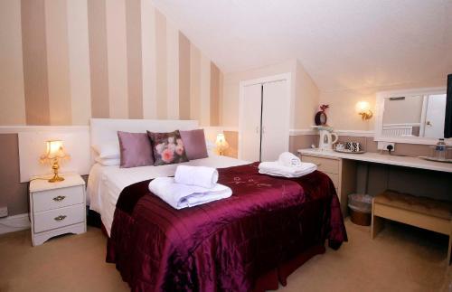 Hostal Warwick House