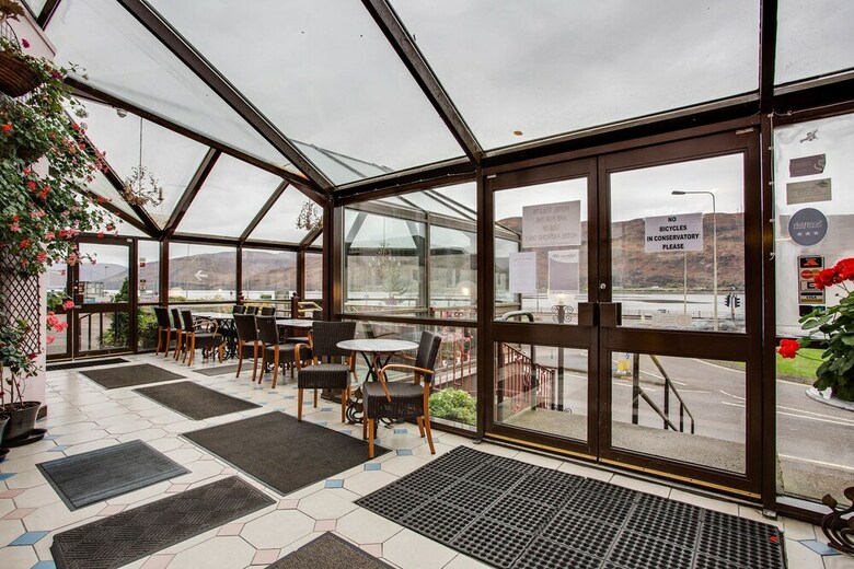 Muthu Fort William Hotel
