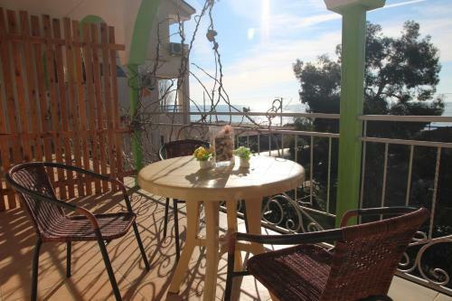 Hostal Guest House Near The Sea