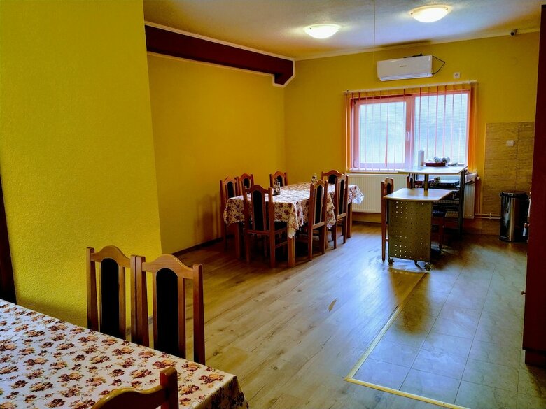 Hostal Venesis House