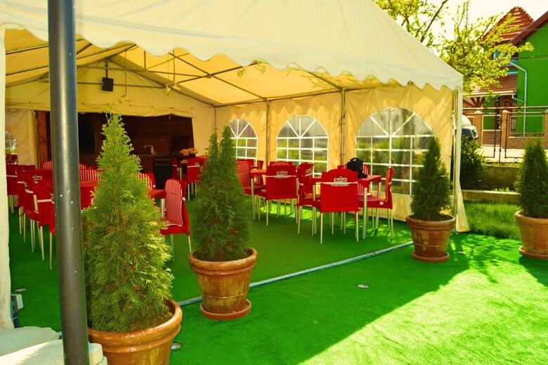 Hostal Venesis House