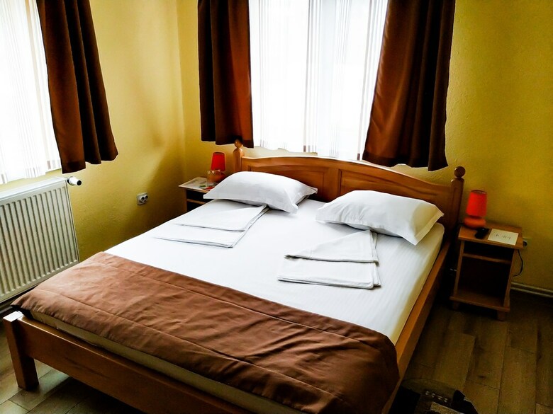 Hostal Venesis House