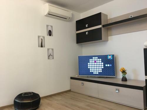 Ace Apartment
