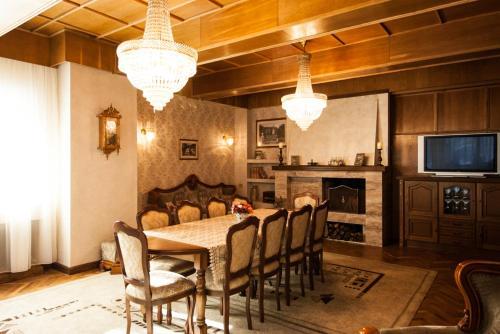 Hostal Vila Condor Sinaia