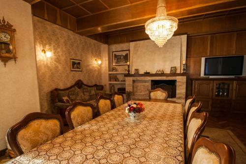 Hostal Vila Condor Sinaia