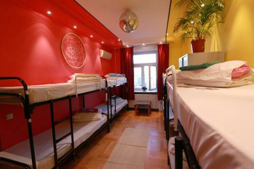 Vagabond Hostel