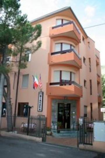 Hotel Niagara