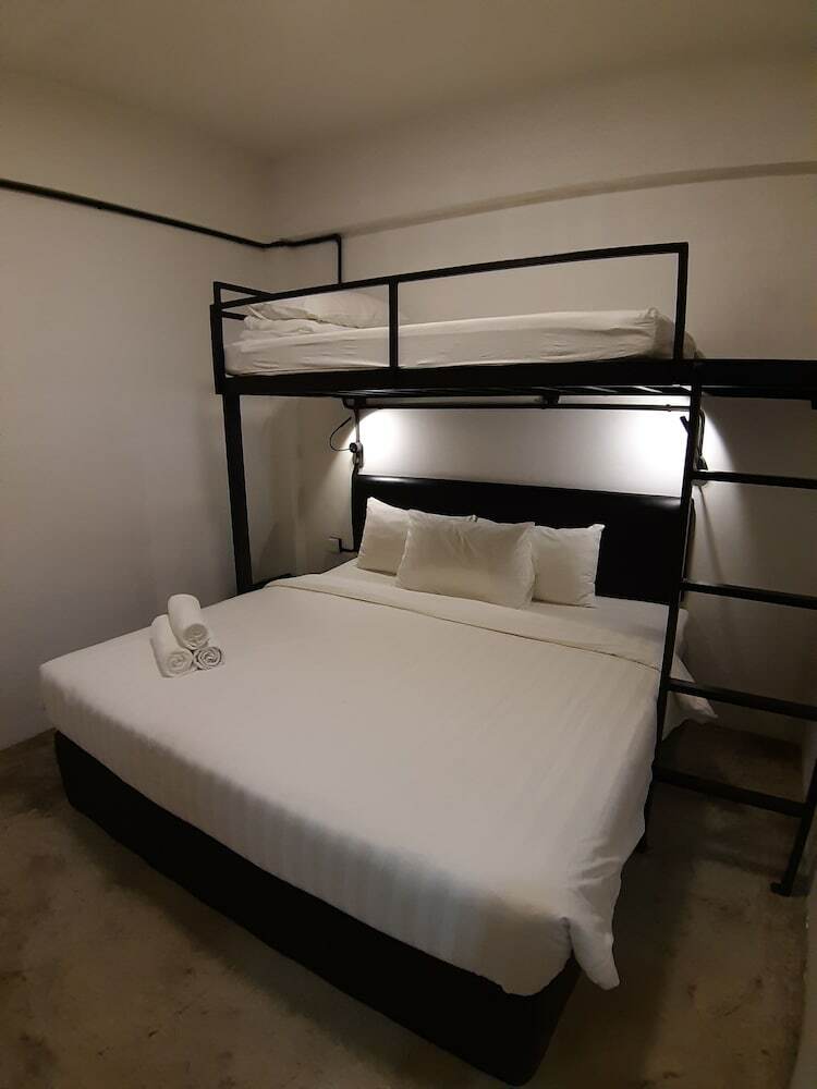 Suite 18 Boutique Hotel