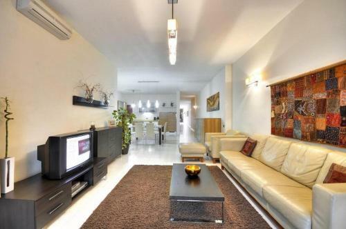 Sea Apartment