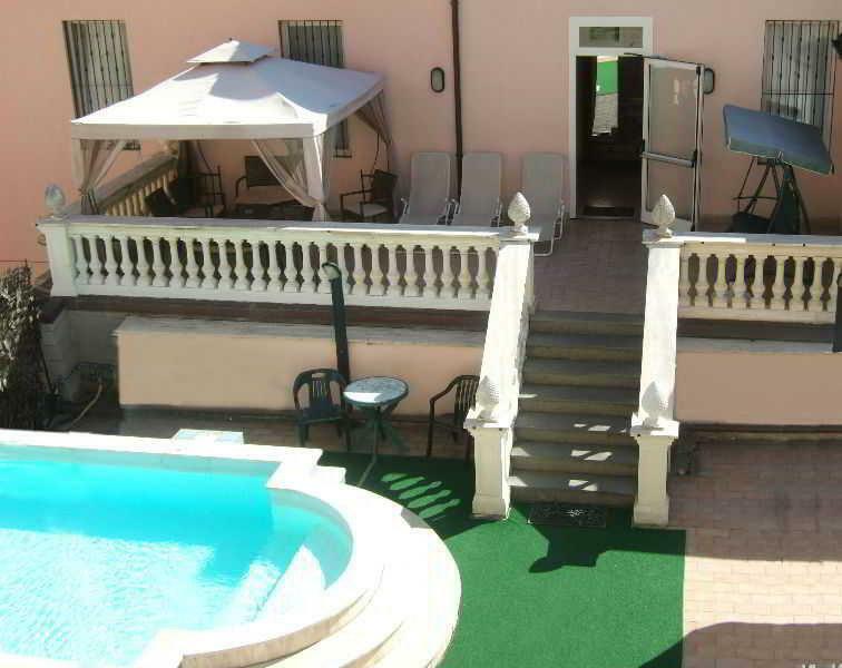 Hotel Innocenti